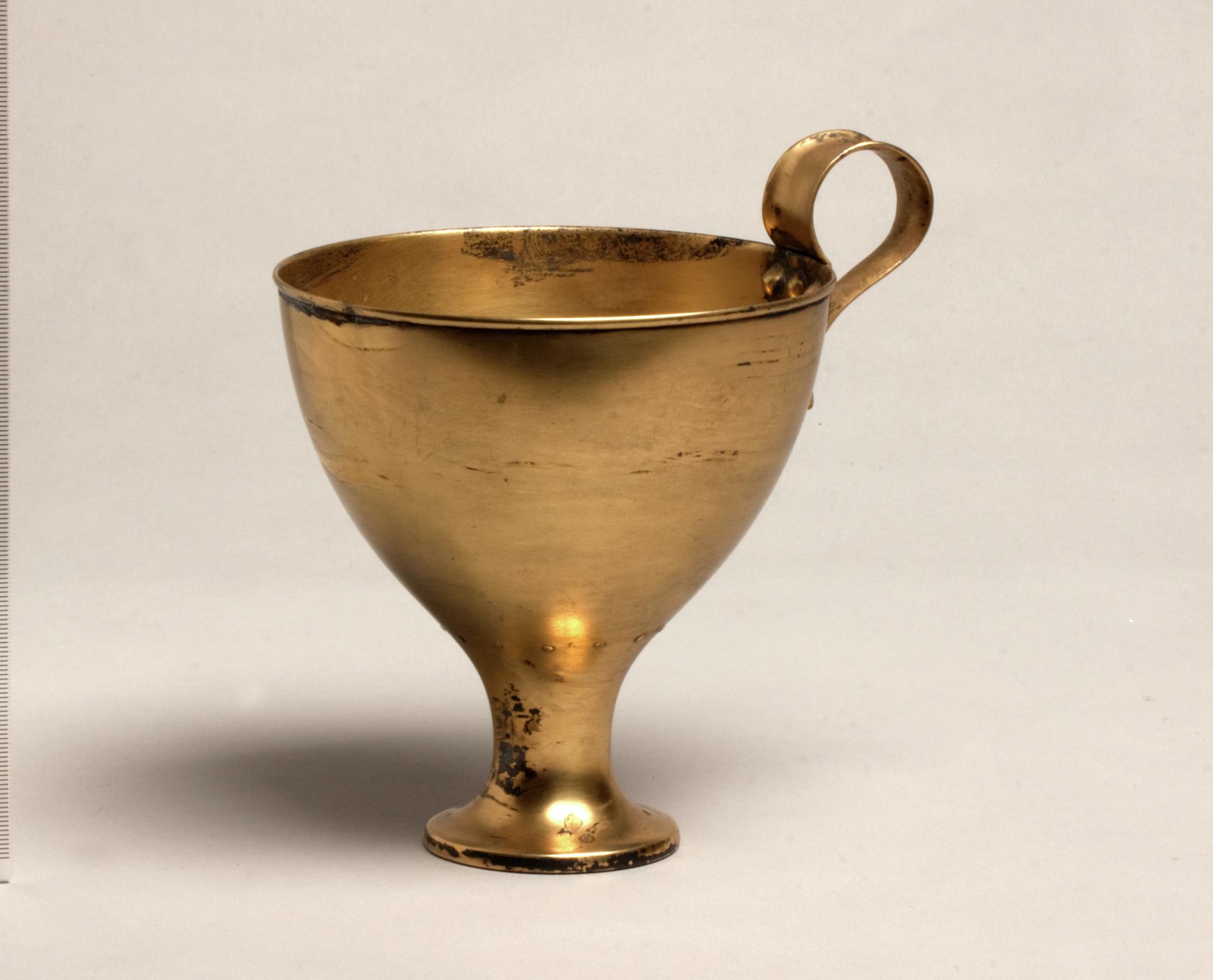 Mycenean gold cup (Replica)