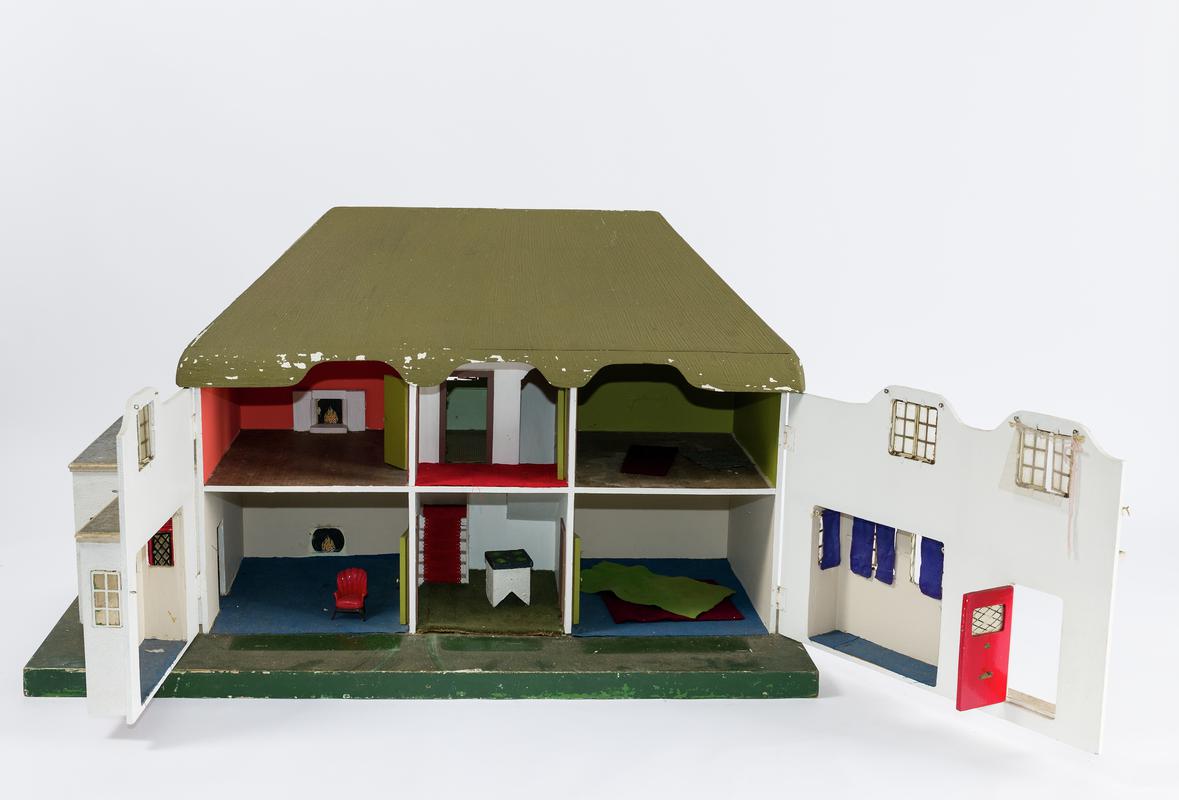 Doll's house