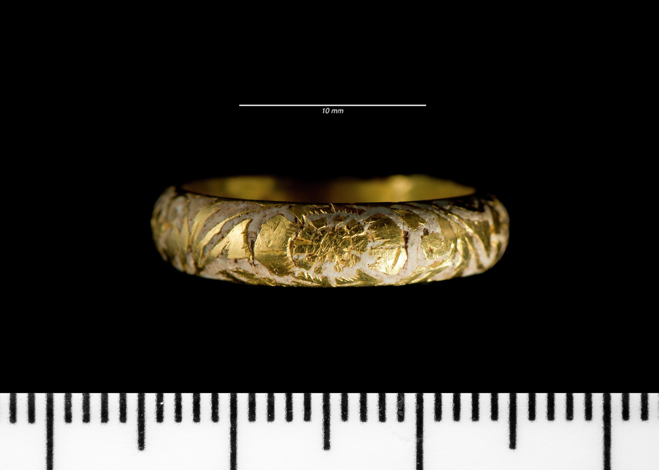 Post-Medieval gold ring