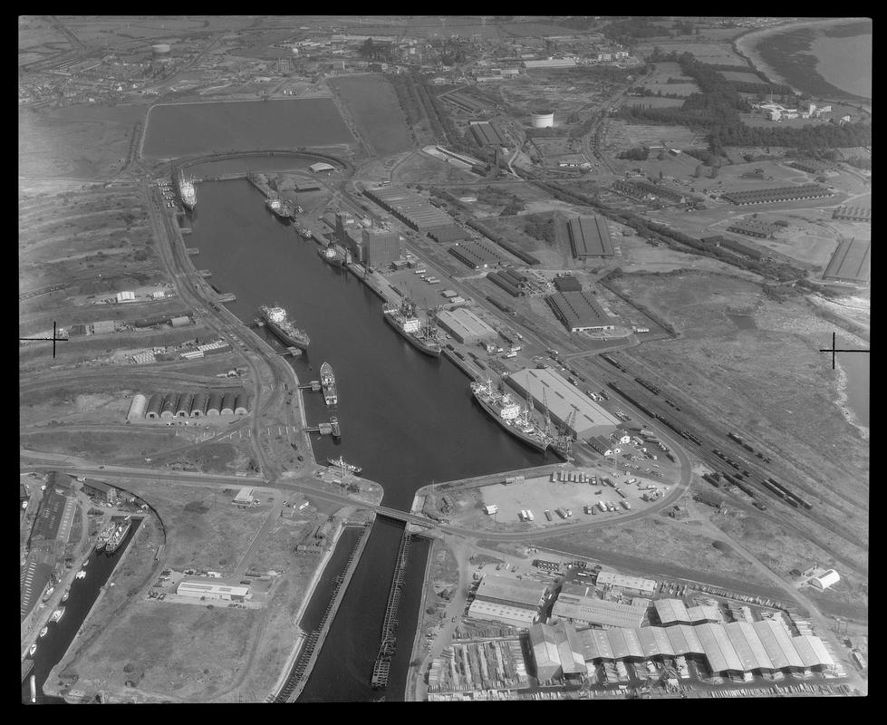 Barry Docks, negative
