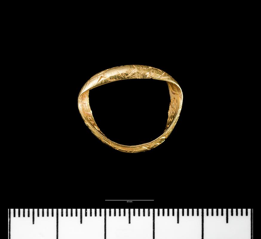 Post Medieval gold finger-ring