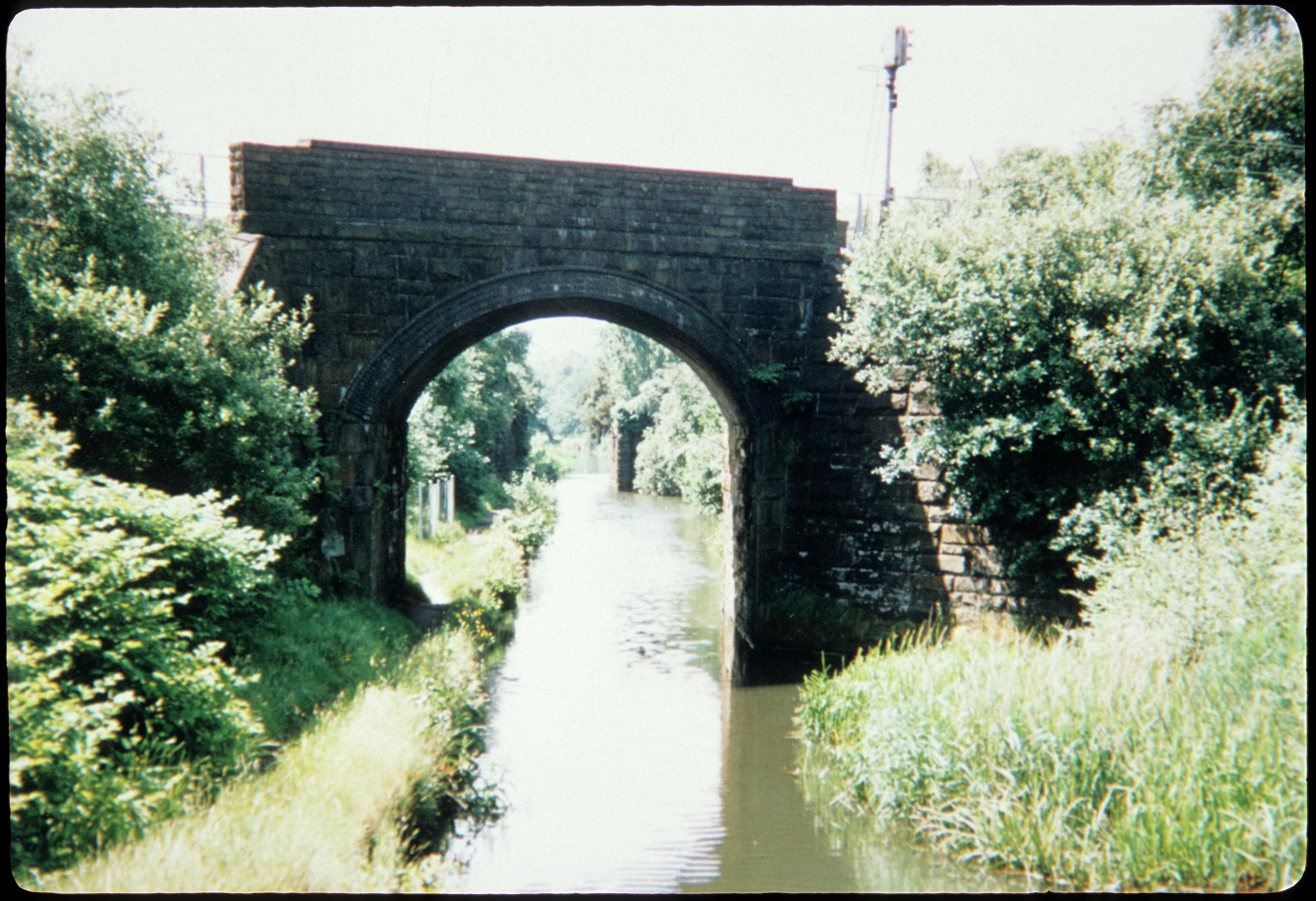 Tennant Canal, slide