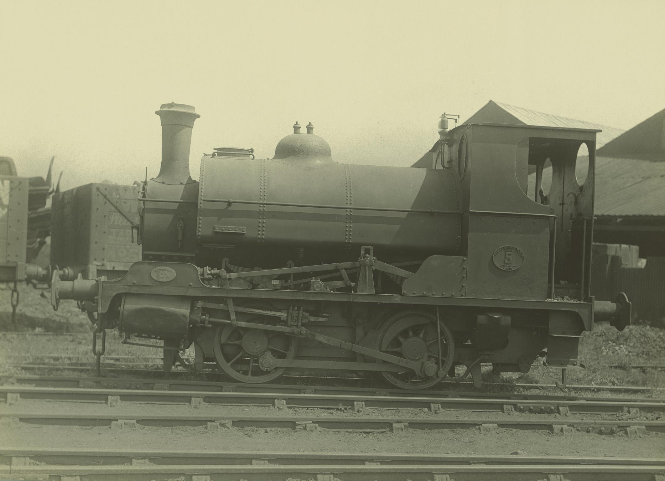 Cardiff Railway locomotive, photograph
