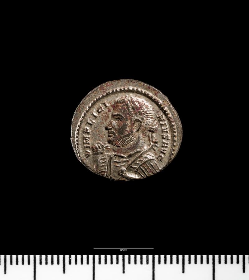 Sully Hoard B, Licinius, Trier