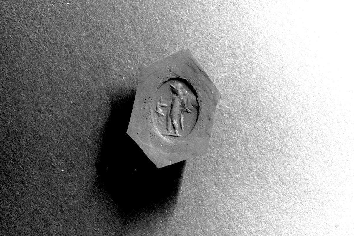 Roman intaglio (Mercury)