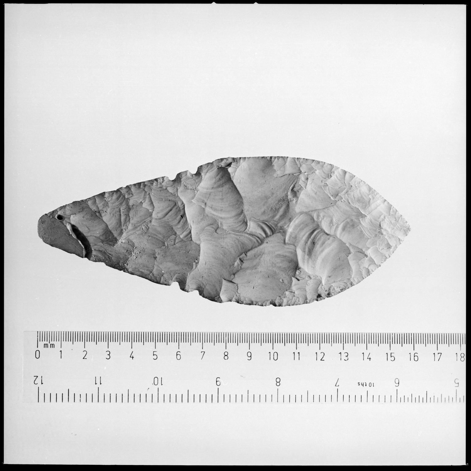 Early Bronze Age flint dagger