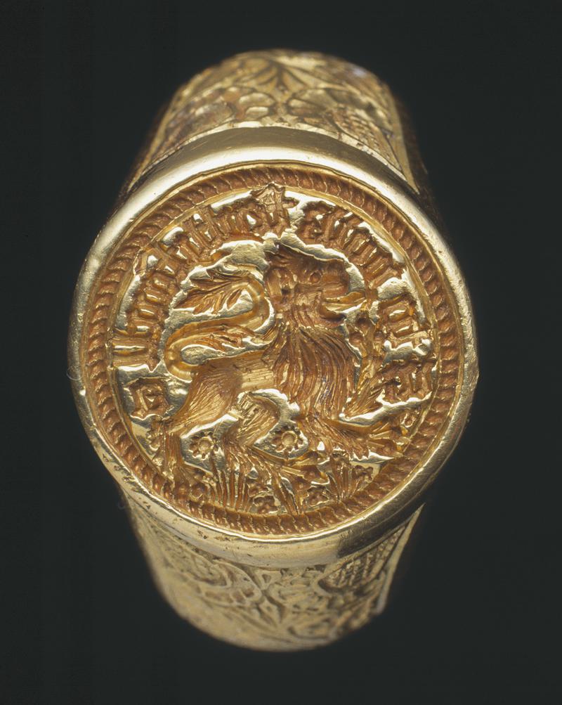 Medieval gold signet ring - Collections Online | Museum Wales
