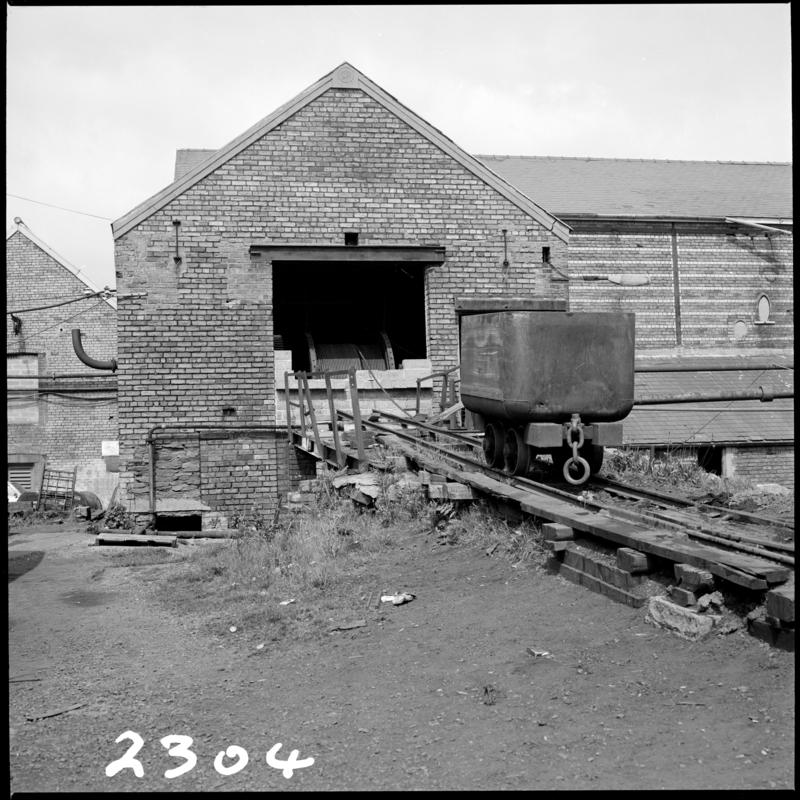 Black and white film negative showing a dram circuit, Morlais Colliery 13 May 1981.  &#039;Morlais 13/5/81&#039; is transcribed from original negative bag.