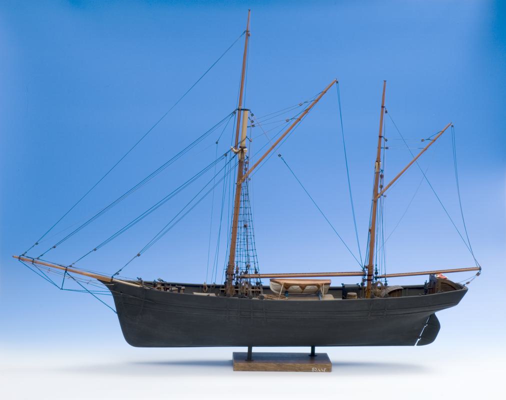 Full hull ship model
