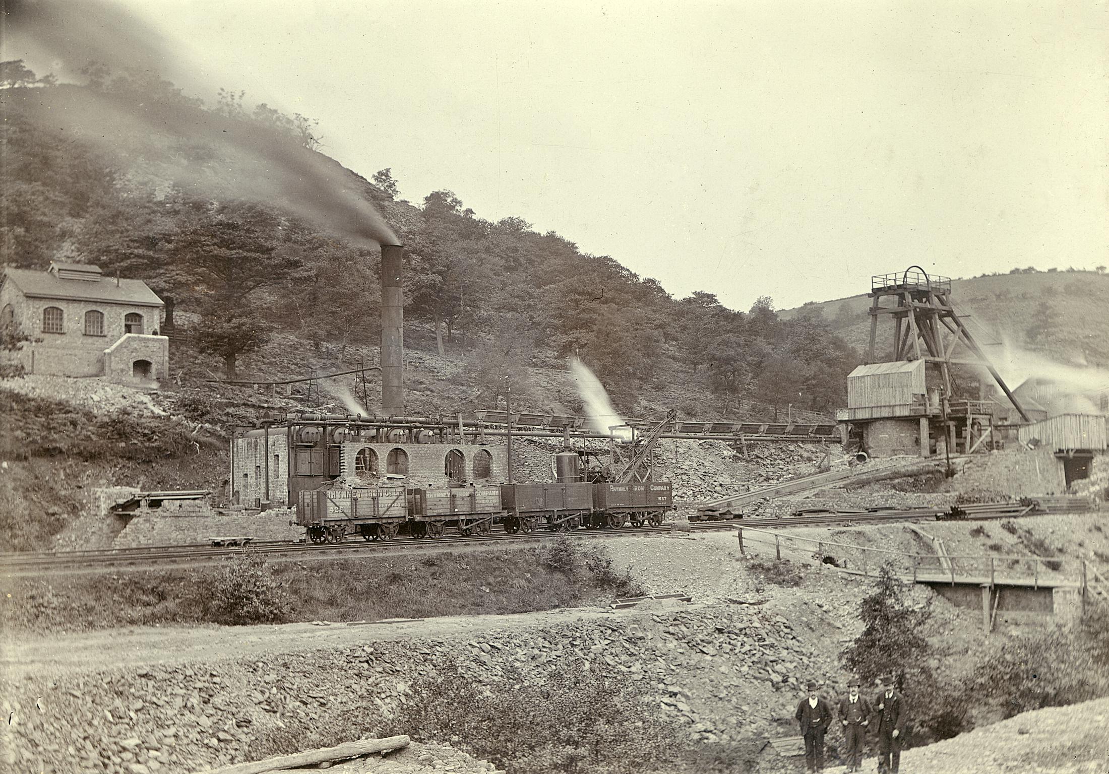 Groesfaen Colliery, photograph