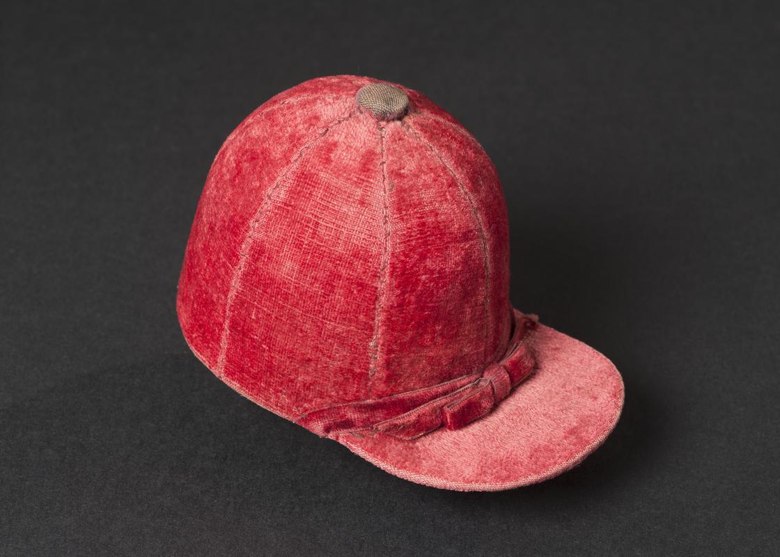 Miniature hat