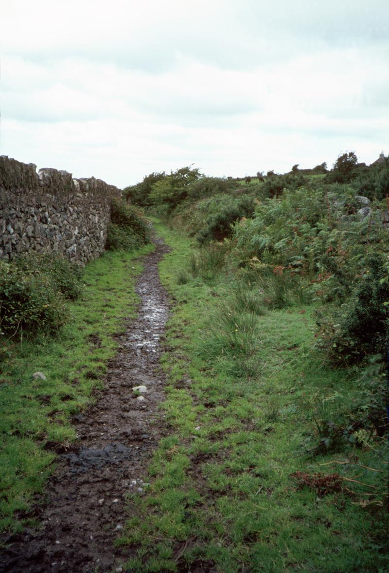 Old railway track near Y Weriglodd Goch, Deiniolen