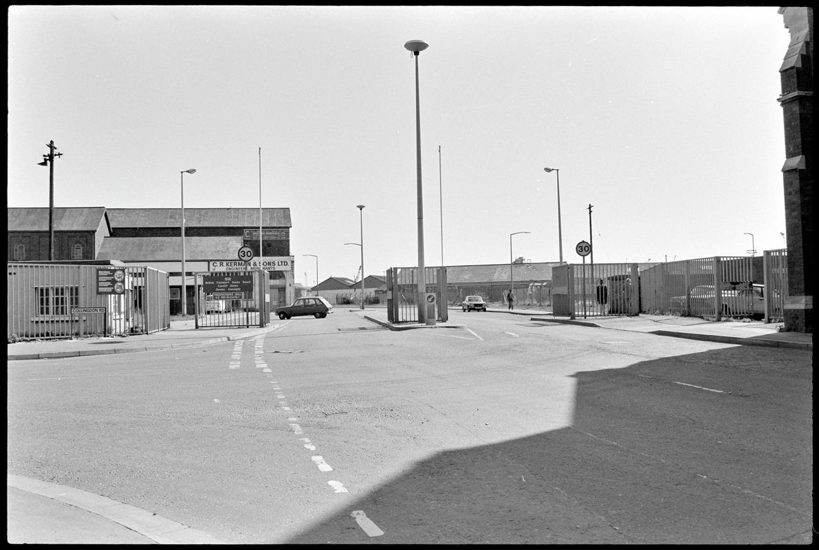 Butetown, negative