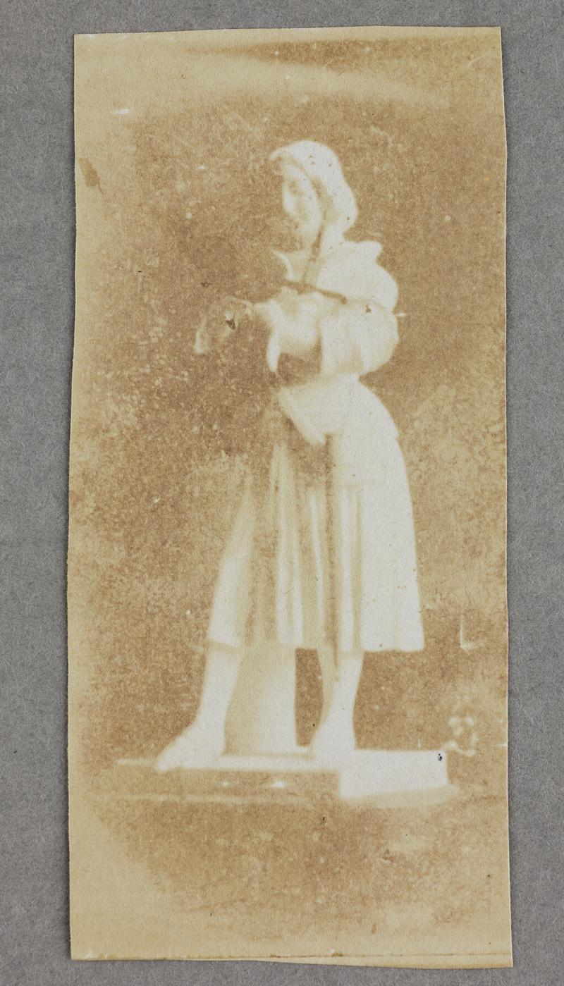statue of a lady, photograph
