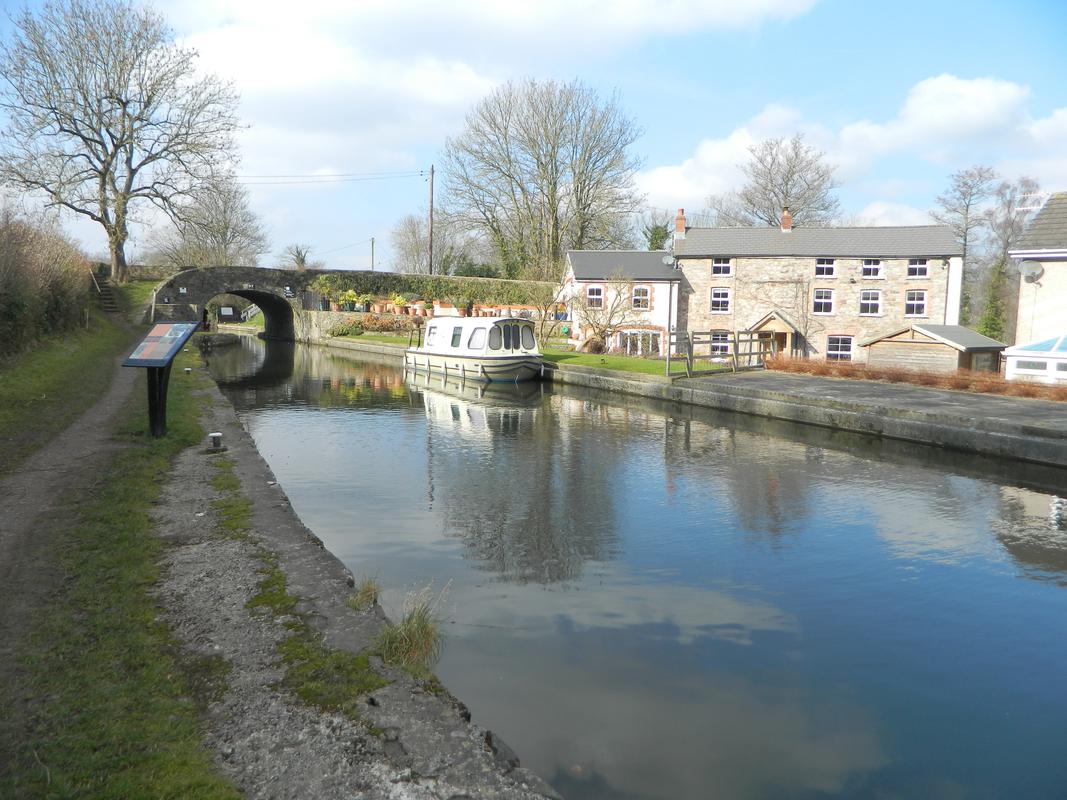 Brecon &amp; Abergavenny Canal: Govilon Wharf viewed from east. This is the same viewpoint as 1994.8/3, 2015.98/26 and 2015.98/60 (lower).