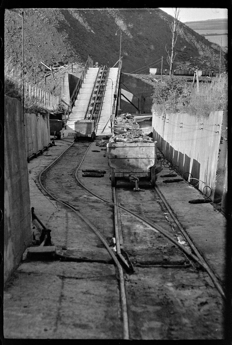 Llanharan Colliery, negative