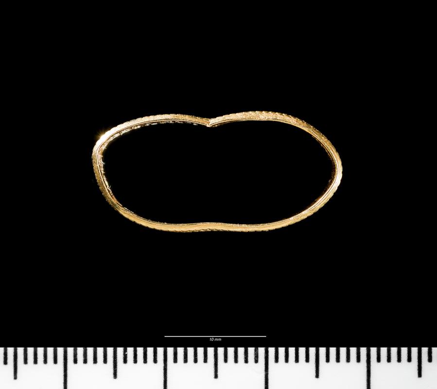 Late Medieval gold finger ring
