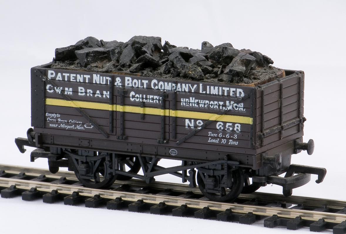 Patent Nut &amp; Bolt Co. Ltd., coal wagon model