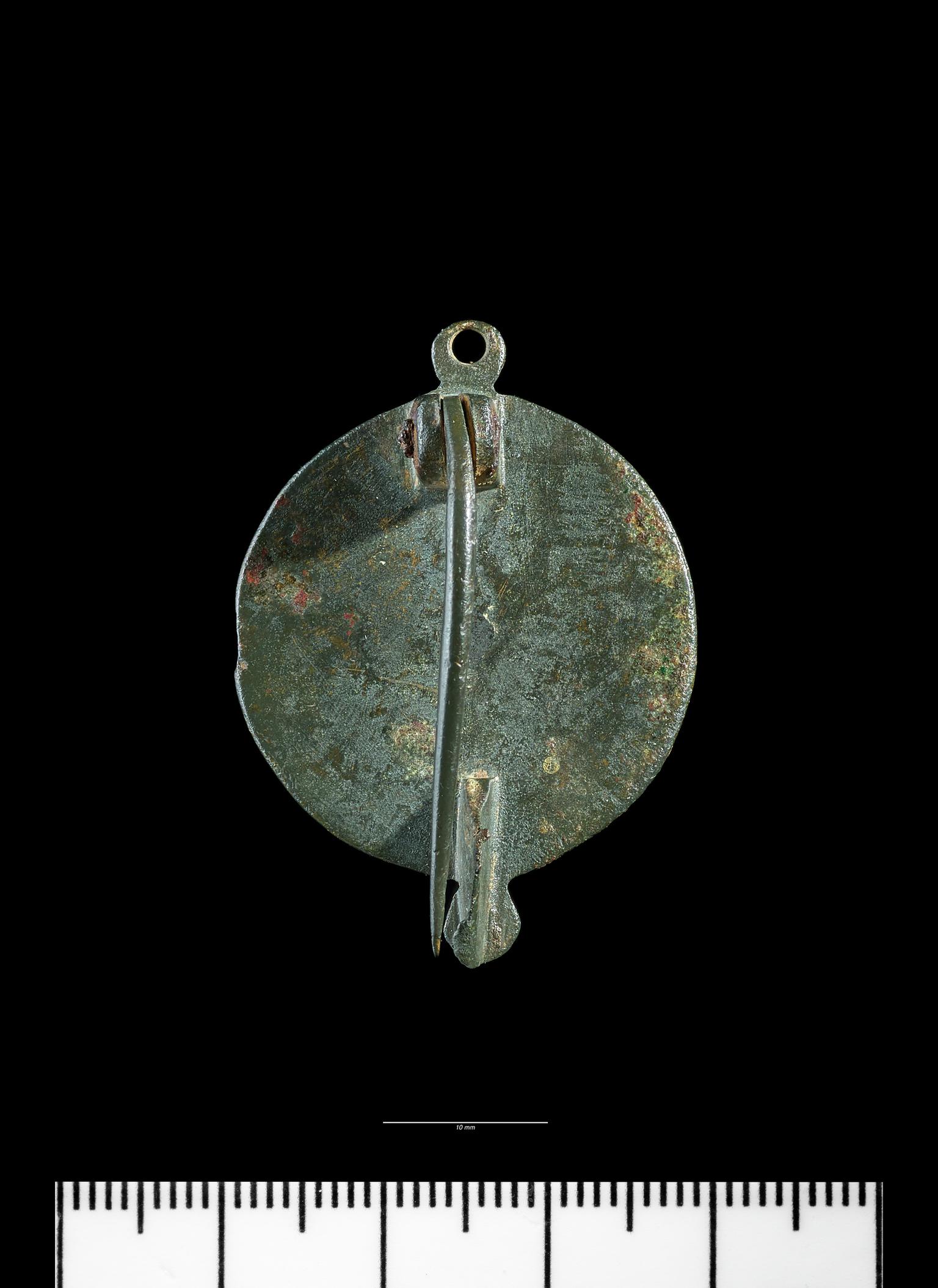Roman copper alloy disc brooch, enamelled
