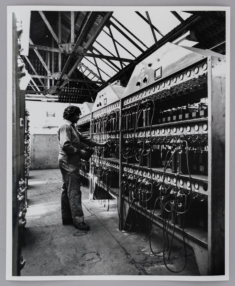 Lamproom attendant, St. John&#039;s Colliery, 15 November 1985.