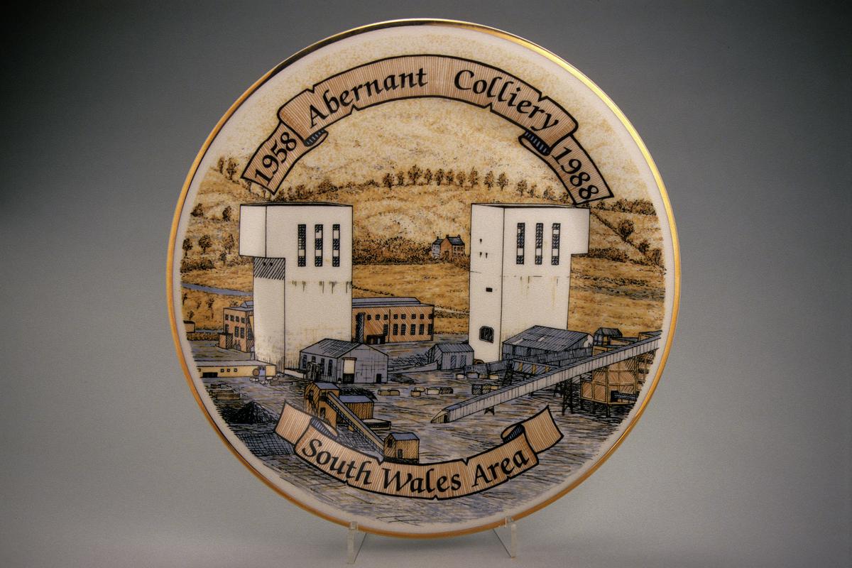 Commemorative Plate - &#039;Abernant Colliery 1958-1988&#039;