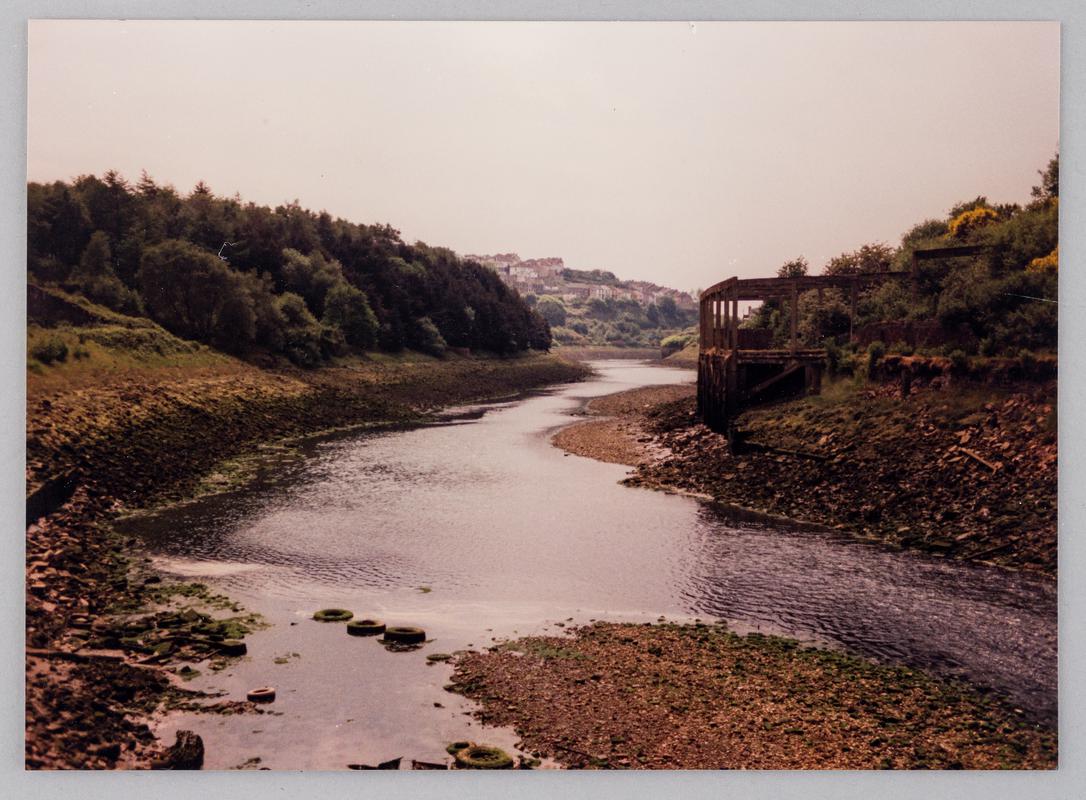 River Tawe at low tide prior to construction of barrage. Looking south from White Rock, 4 June 1989.