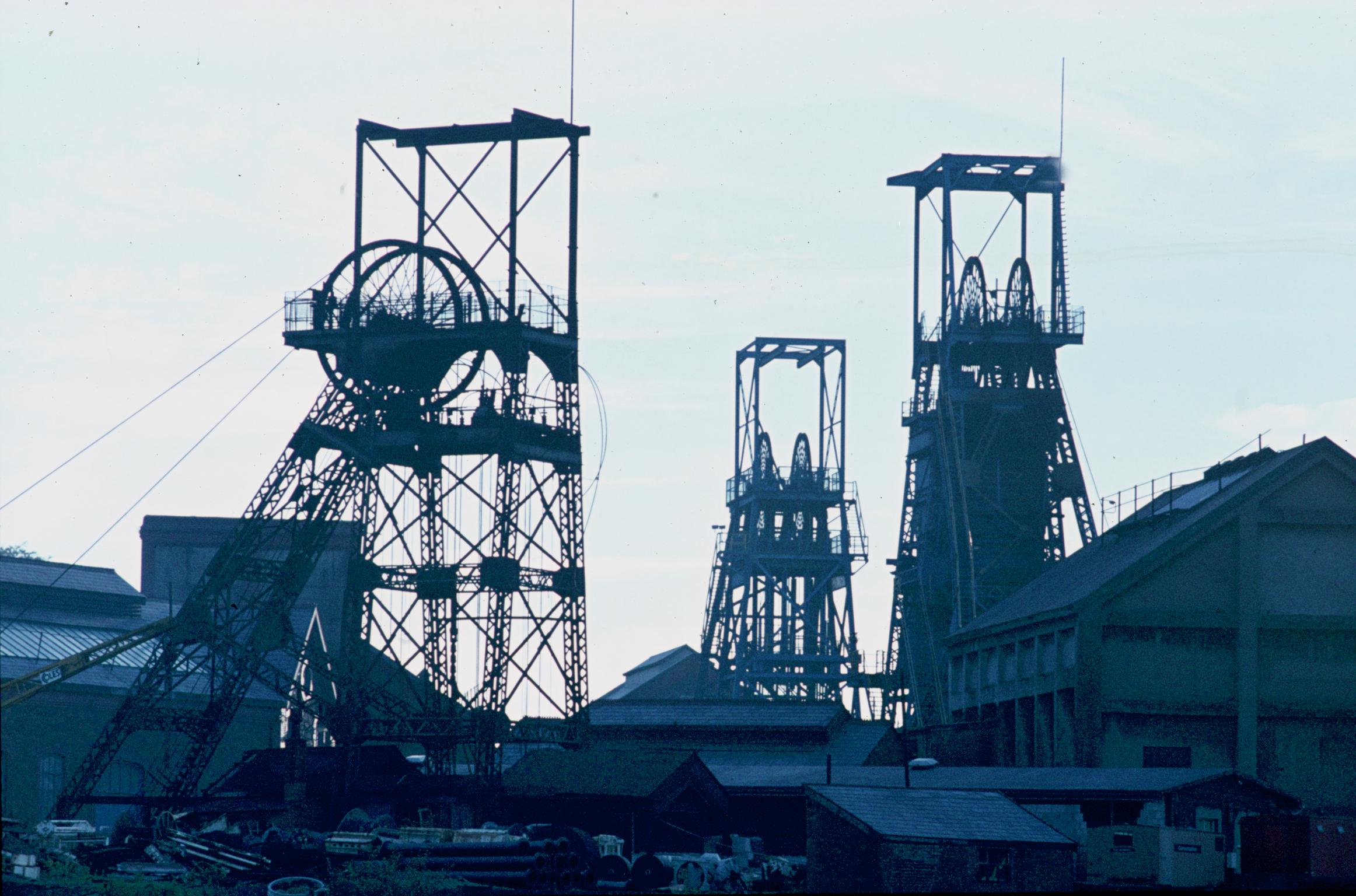 Oakdale Colliery, film slide