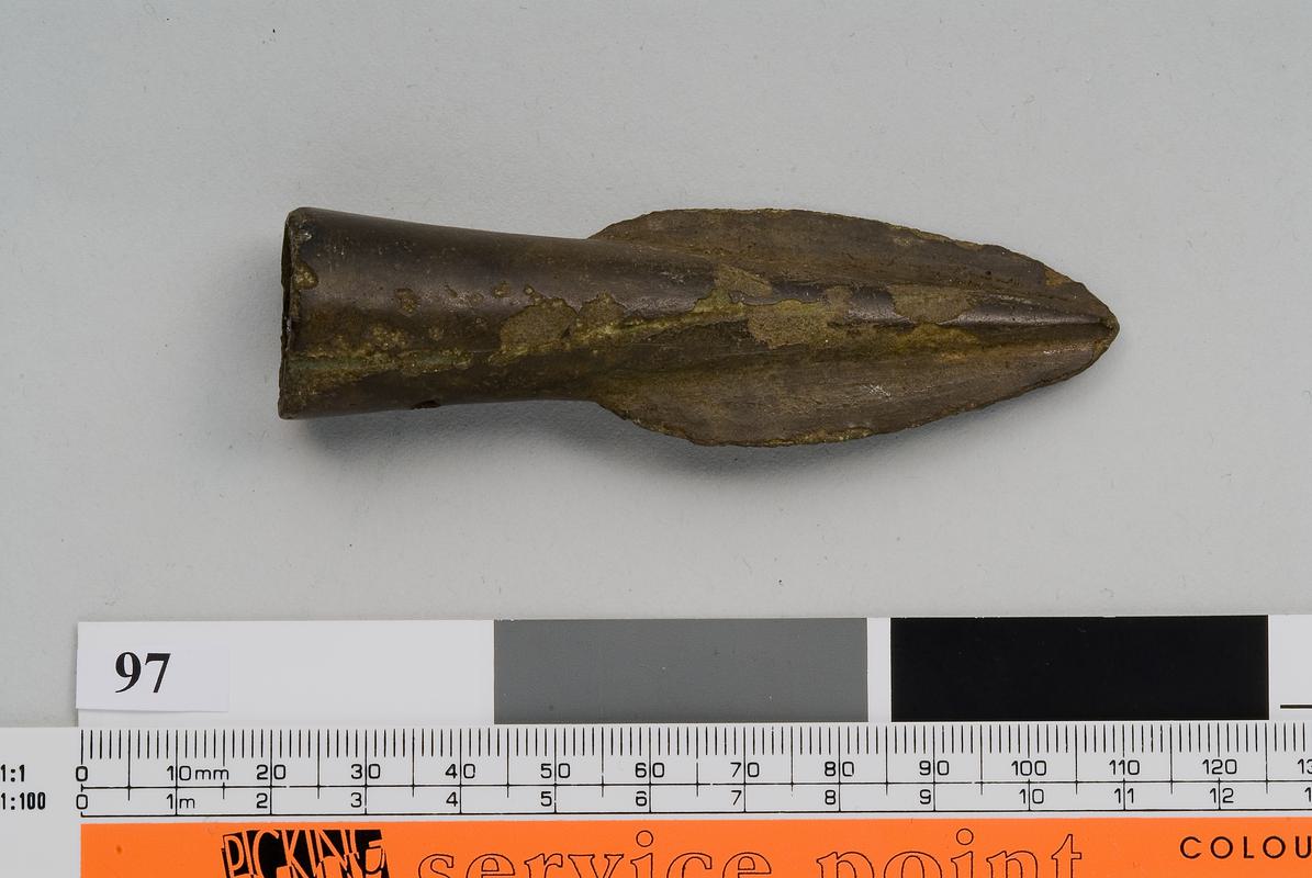 Late Bronze Age bronze spearhead