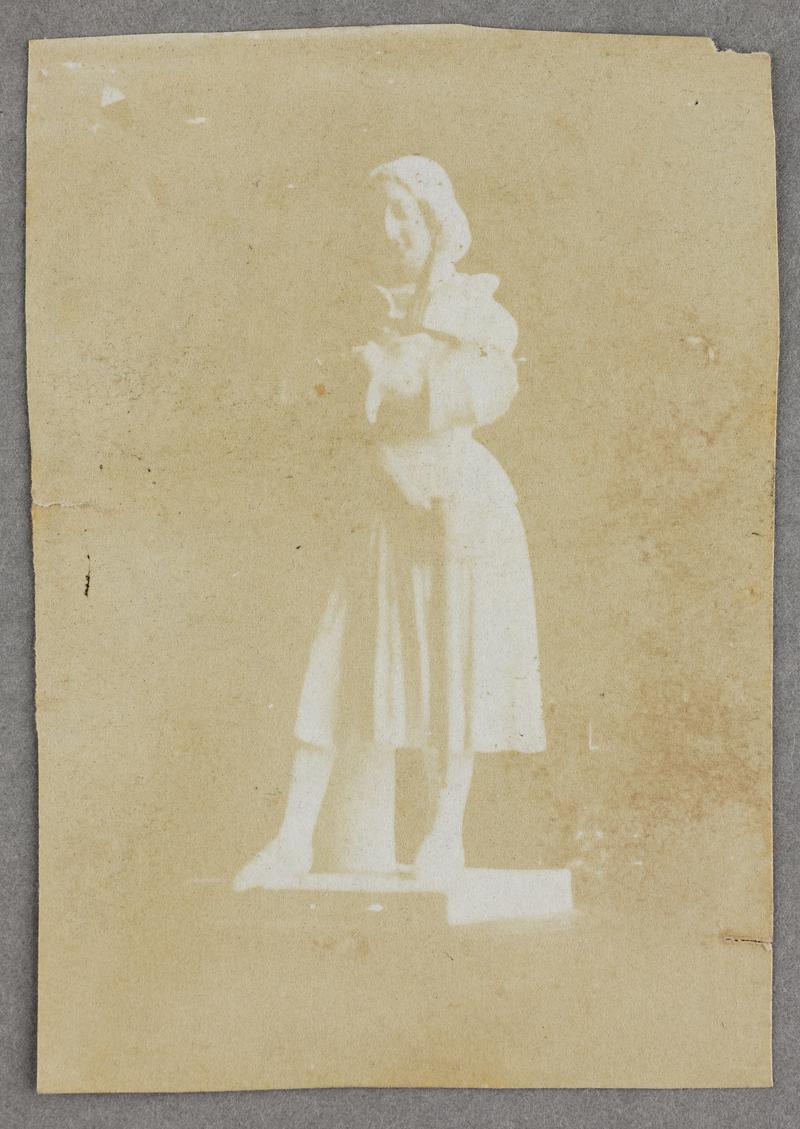 statue of a lady, photograph