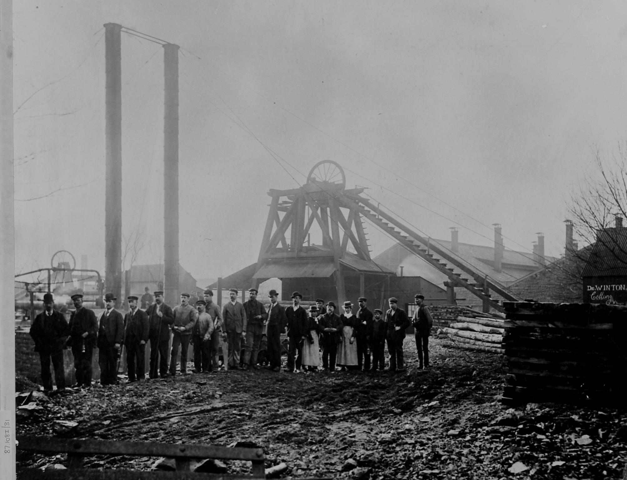 De Winton Colliery, Aberdare, photograph