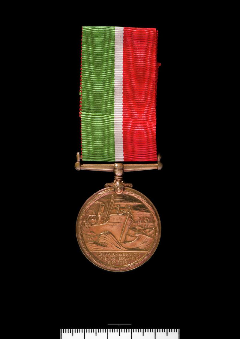 1914-1918 Mercantile Marine War Medal war service medal.