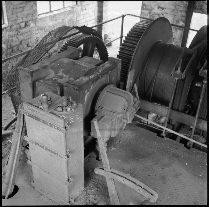Black and white film negative showing an electric capstan, Nixon&#039;s Navigation Colliery.  &#039;Elect Capstan&#039; is transcribed from original negative bag.