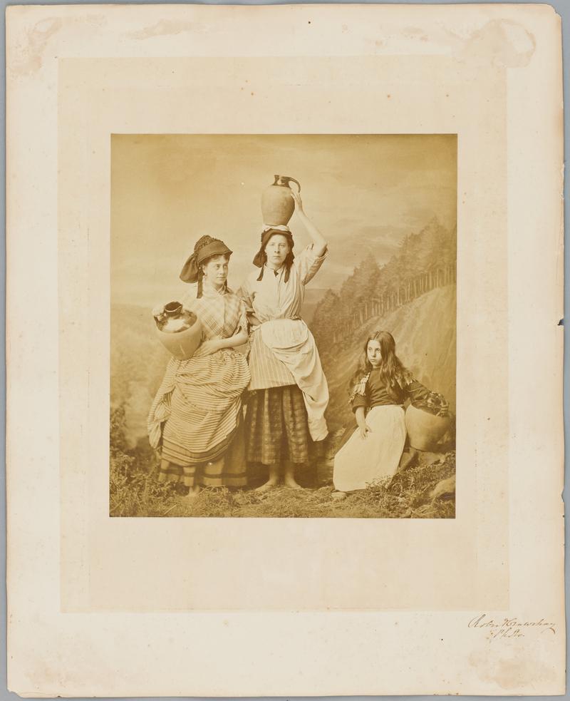 Robert Thompson Crawshay&#039;s daughters in costume, 1870s