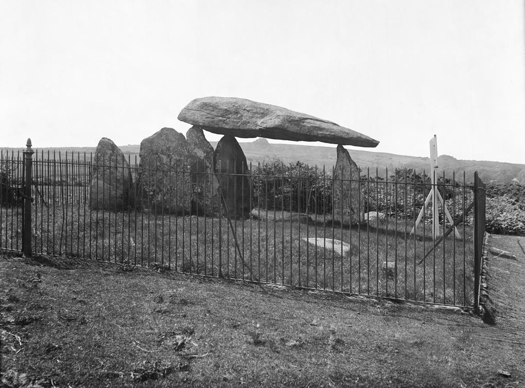 Pentre Ifan from ENE in 1913