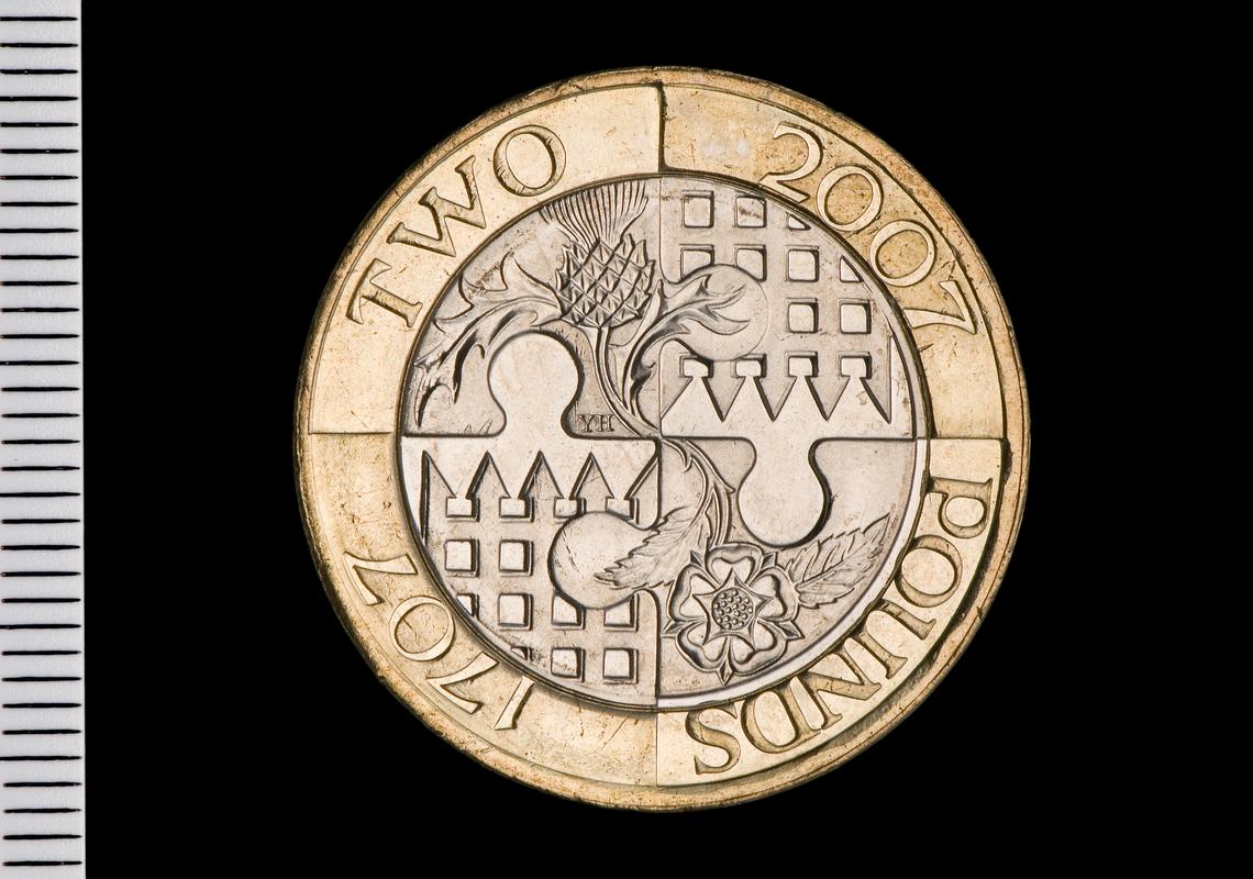 Elizabeth II two pounds (commemorative)