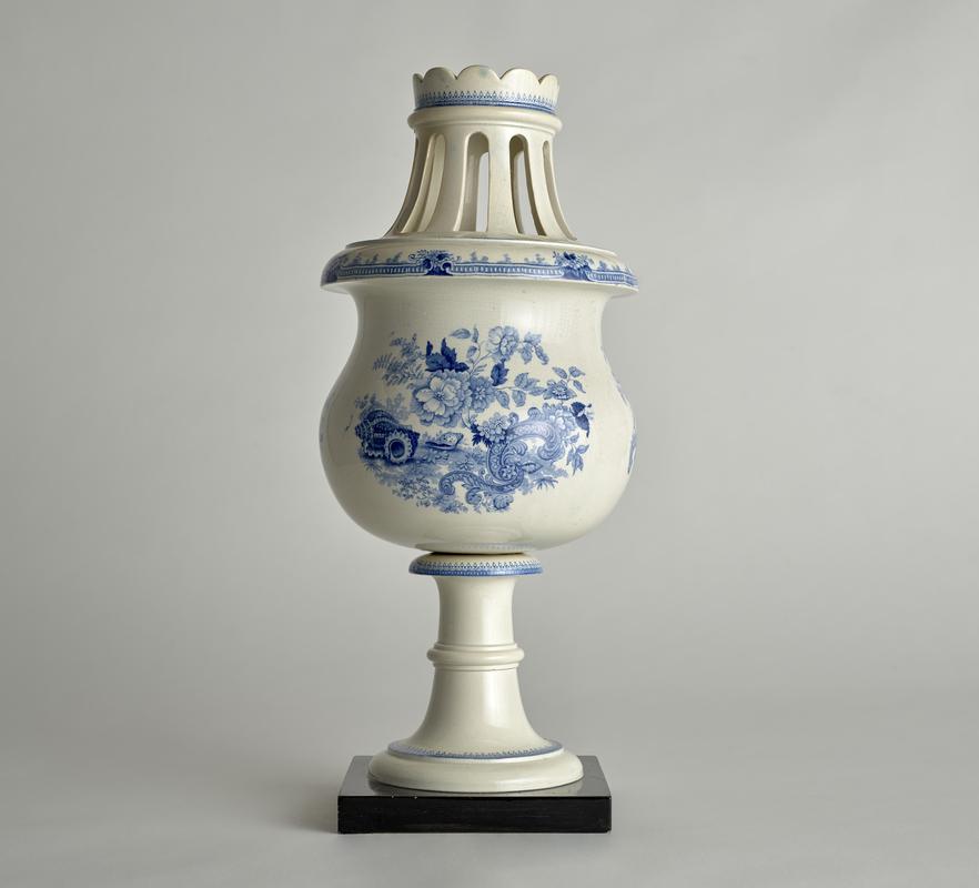 vase, c1825