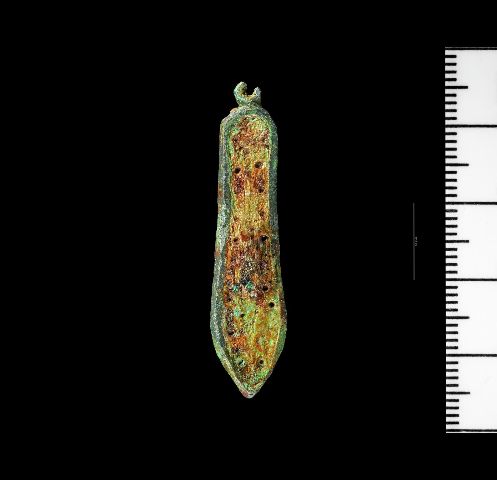 Roman copper alloy plate brooch, enamelled