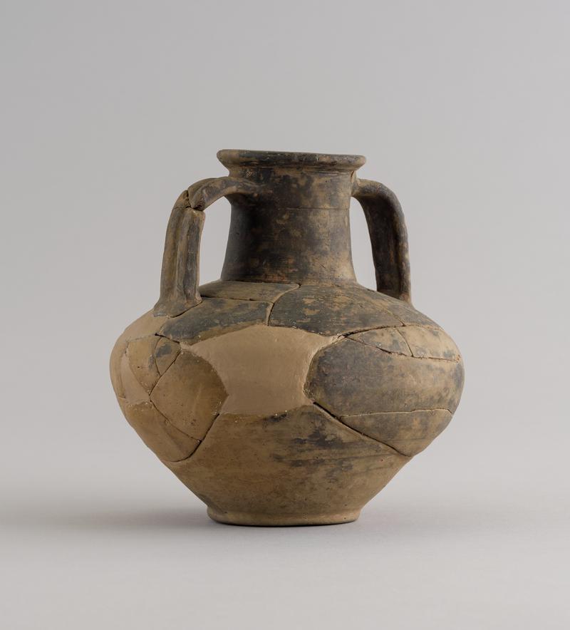 Roman pottery flagon