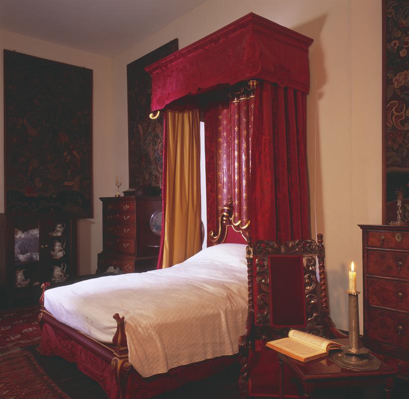 &#039;Angel bed&#039;, early 18th century