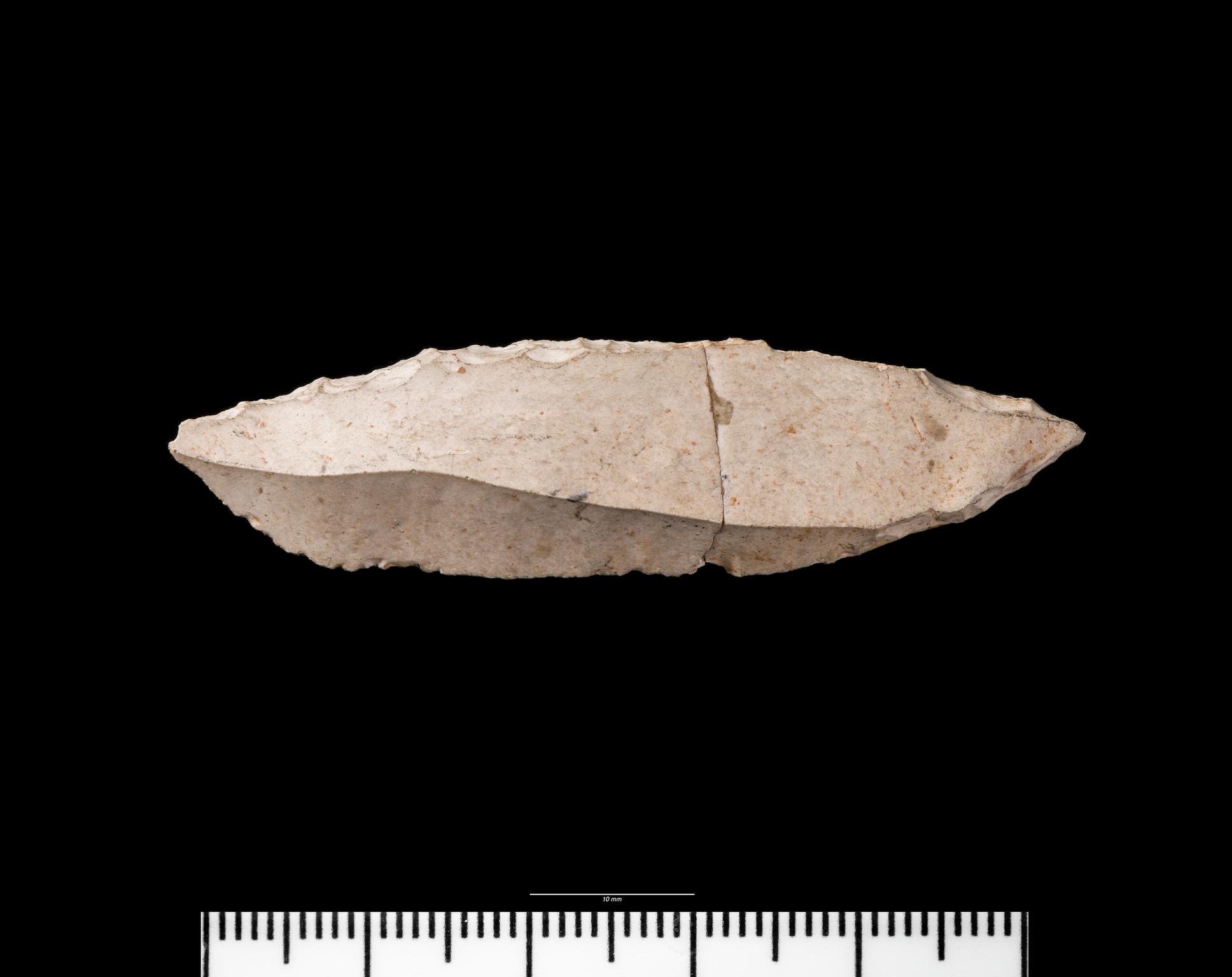 Upper Palaeolithic flint penknife point