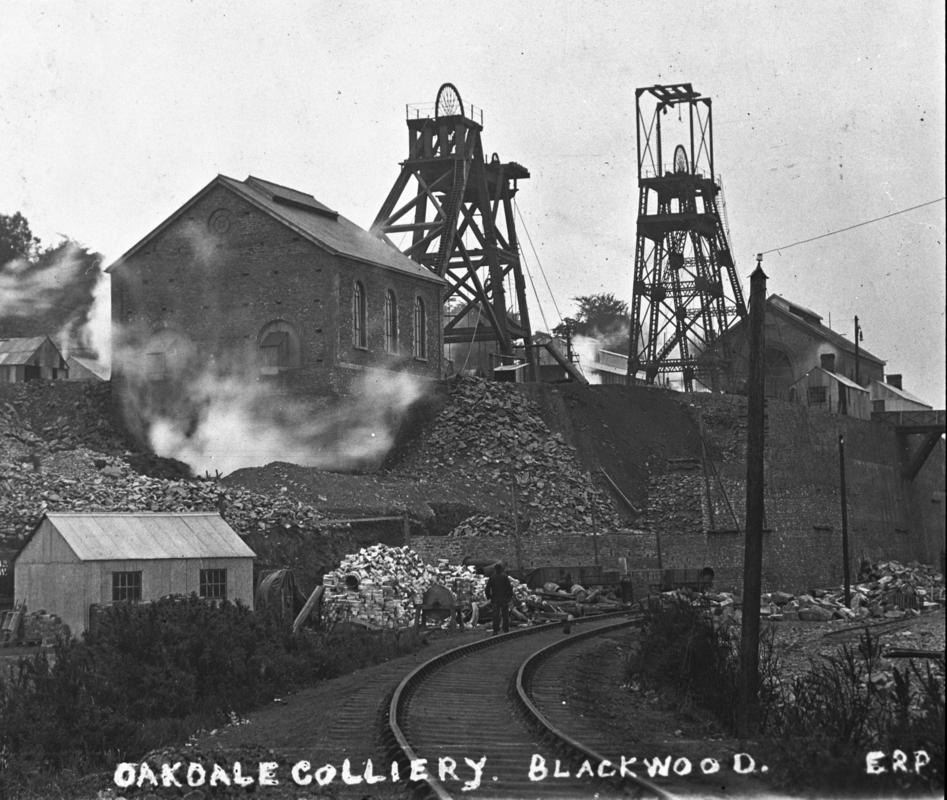 Black and white film negative of a photograph showing  Oakdale Colliery around 1910.  &#039;Oakdale 16 Apr 1981&#039; is transcribed from original negative bag.