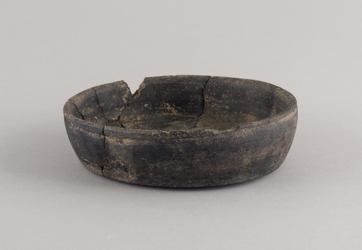 Roman pottery dish