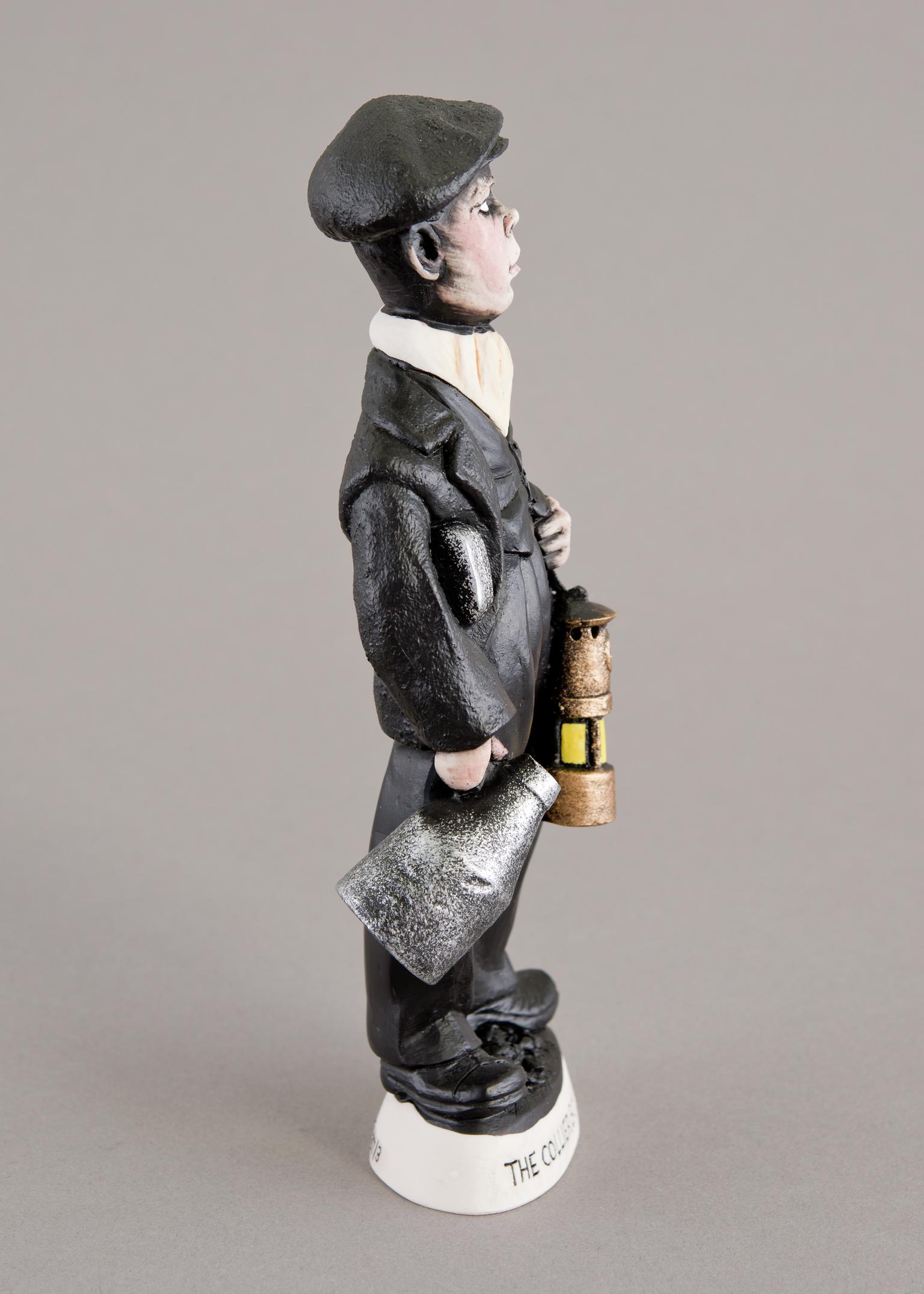 The Collier Boy (sculpture)