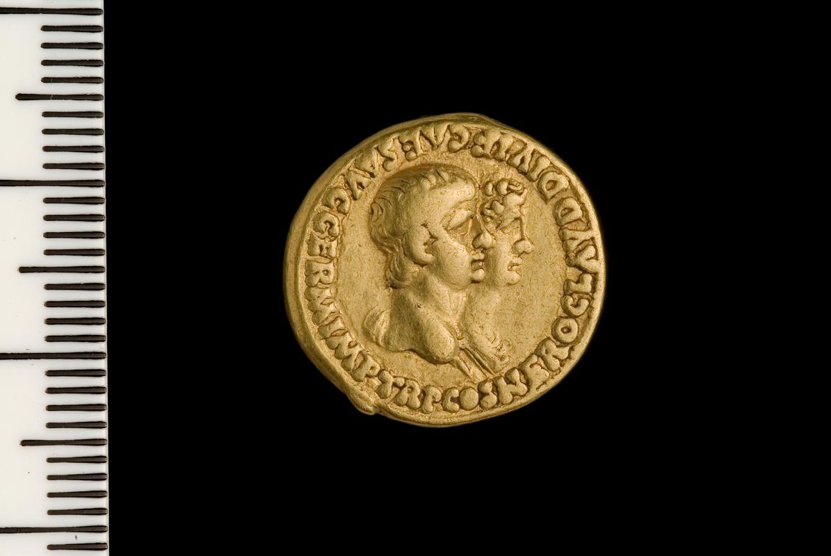 Gold coin aureus