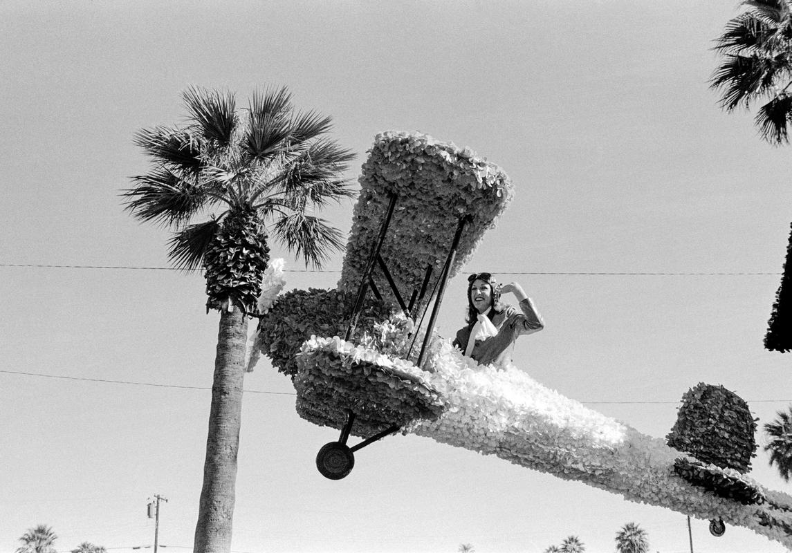 USA. ARIZONA. A Float in the pre Christmas Parade in Phoenix. 1979.