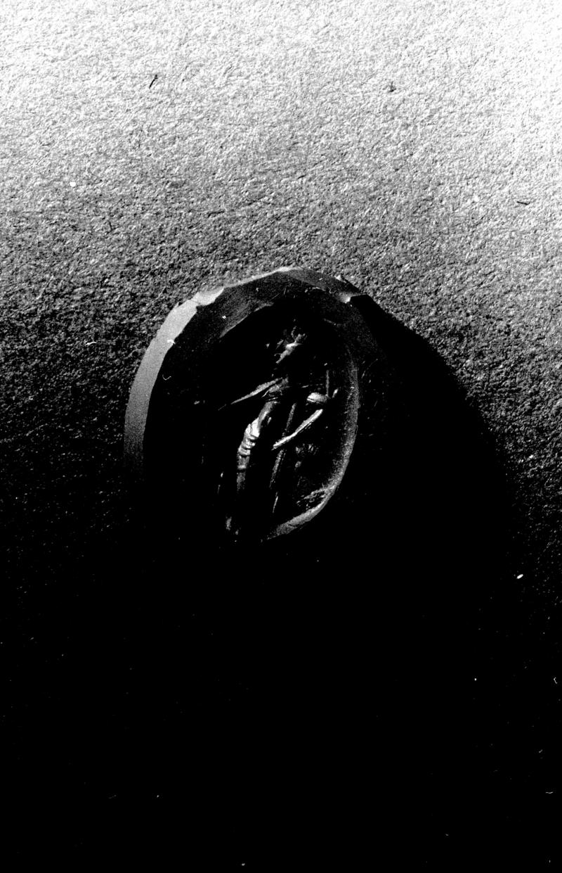 Roman intaglio (Fortuna)