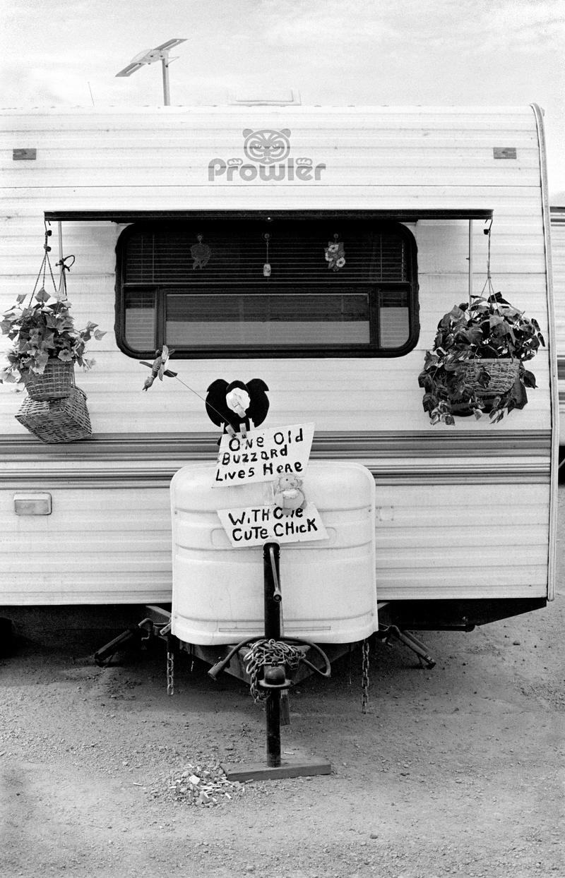 USA. ARIZONA. Quartzsite. A winter desert mobile town. The &#039;Snow Birds&#039; (RV&#039;s arrive from as far as Canada) produce a town of a million people for the duration of the Winter. 1997.