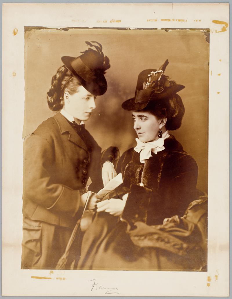 Crawshay daughters, photograph