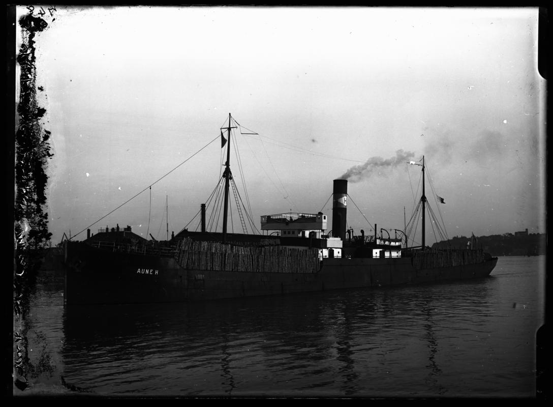 Port Broadside view of S.S. Aune H, entering Cardiff Docks, c.1936.