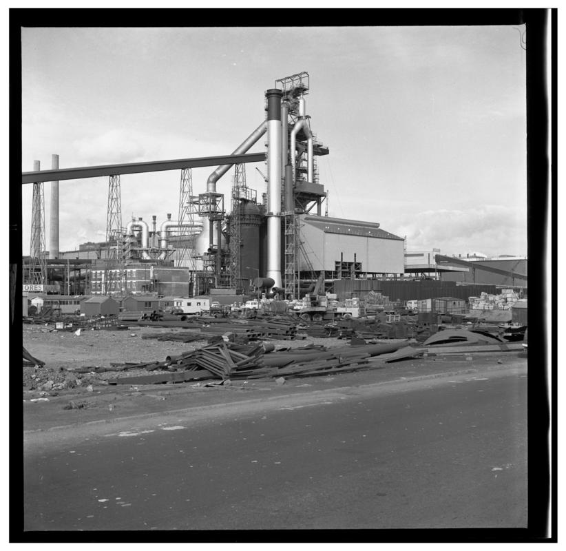 Llanwern steelworks, negative